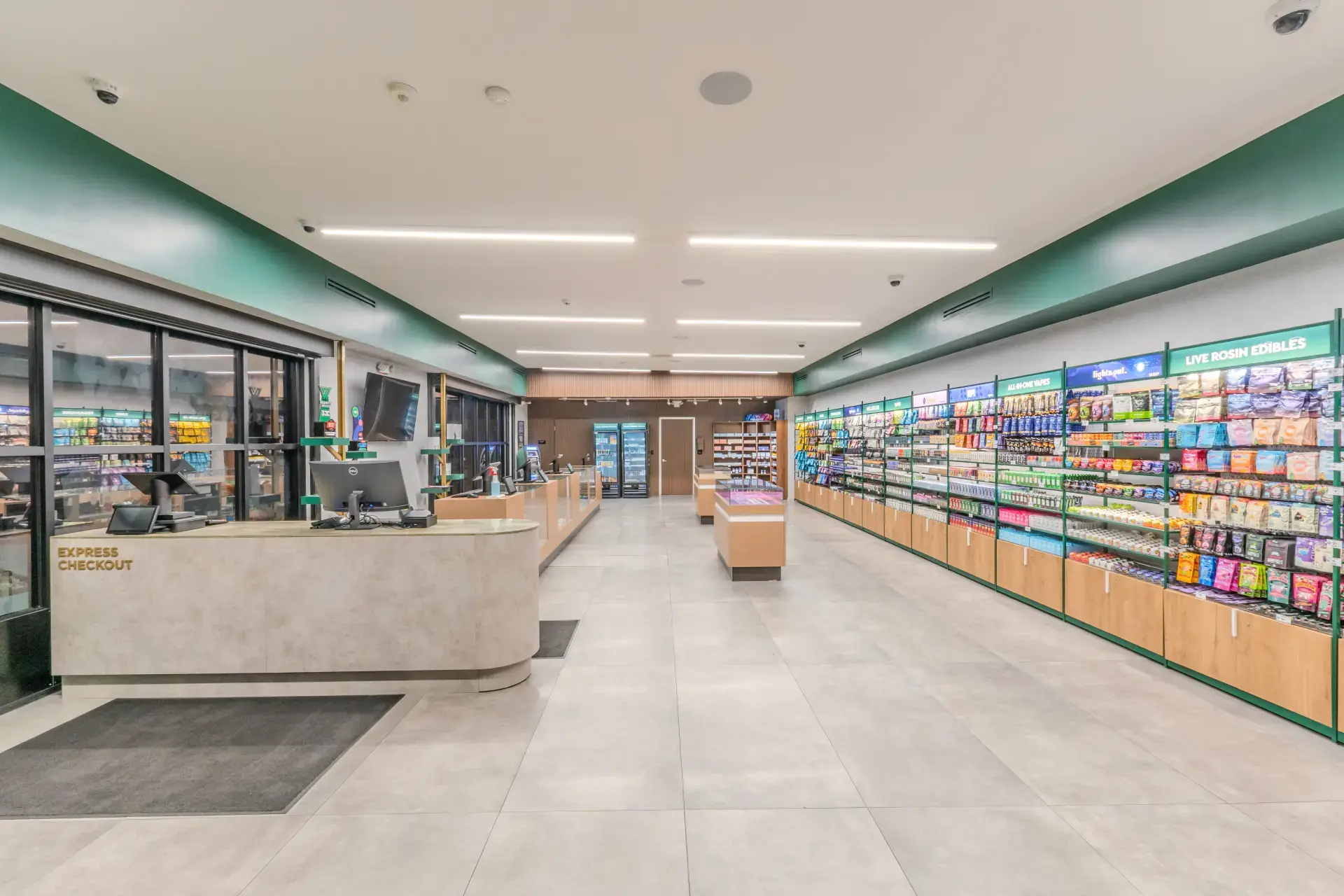 Inside Wellgreens La Mesa University dispensary in La Mesa 1